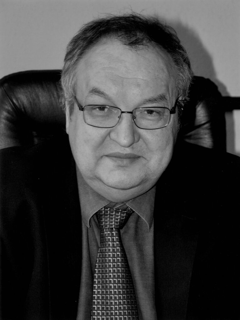 Dr. Kázmér Tibo