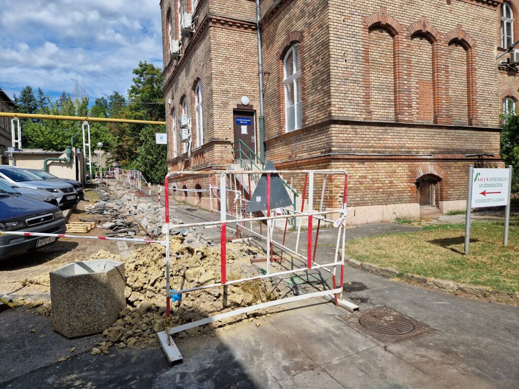 megkezdődtek az építési munkálatok